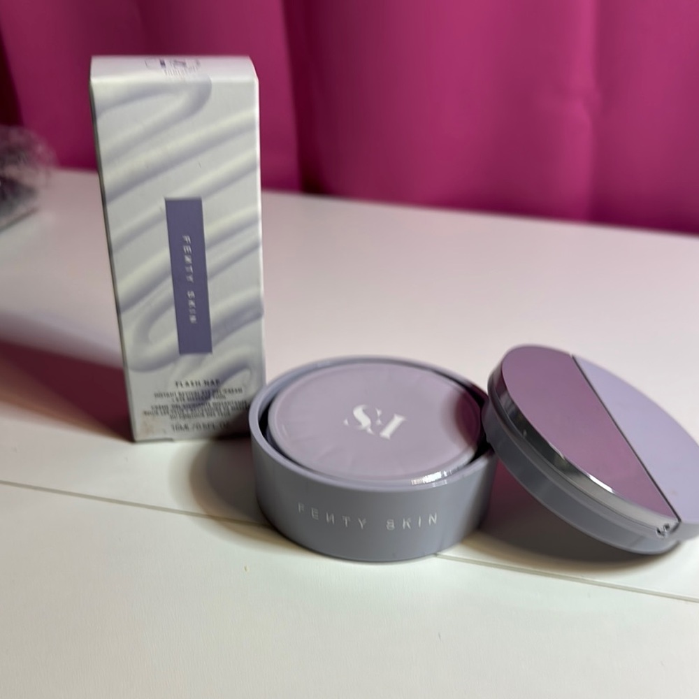 New Fenty Skin Flash Nap & Instant Reset w/Compact and Box